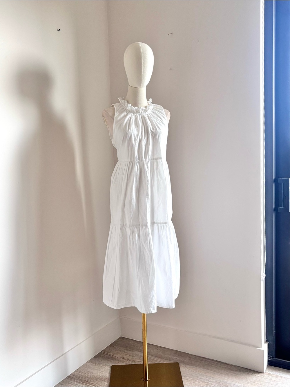 LAKE White Tiered Sun Dress Ruffled High Neck Large